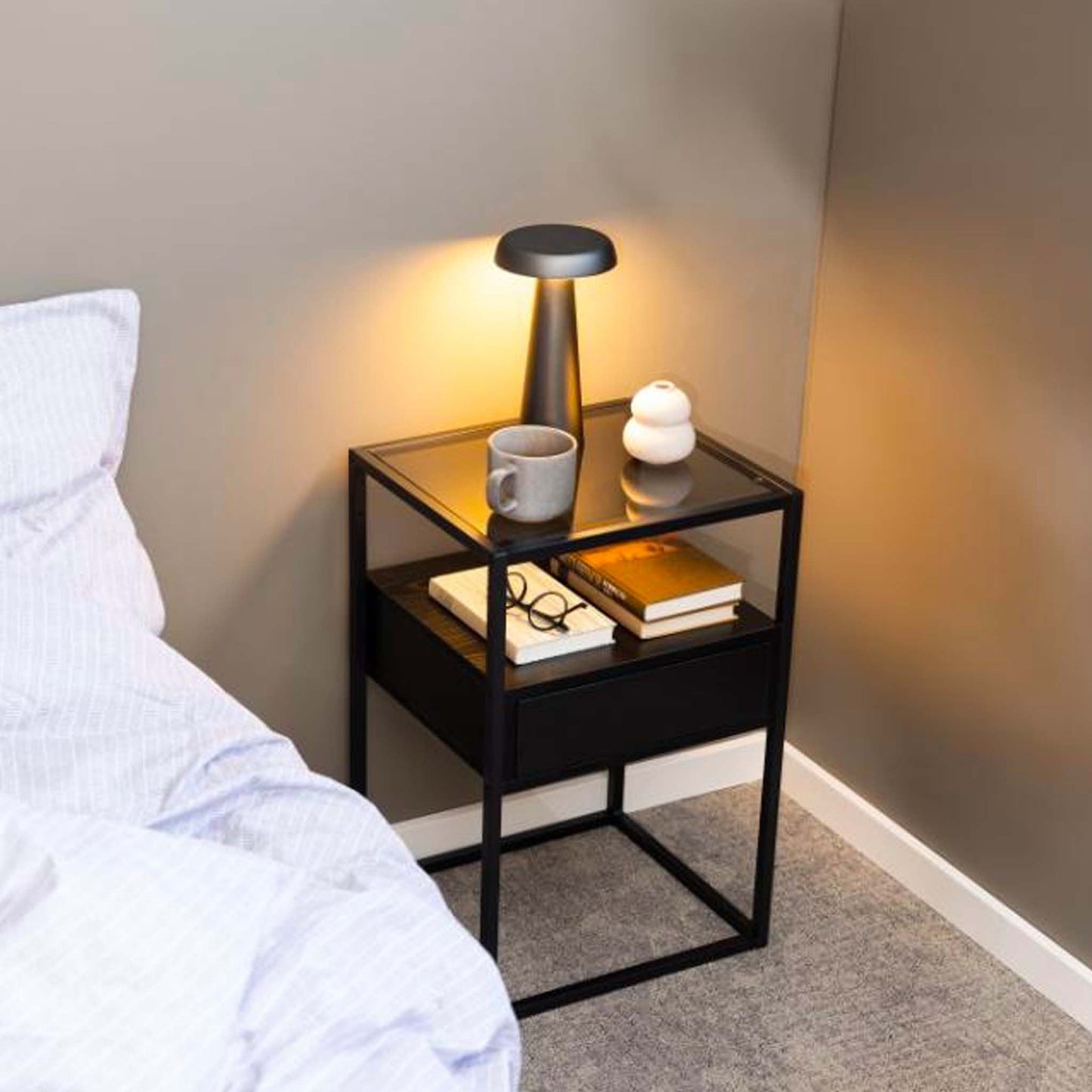 Randall Bedside